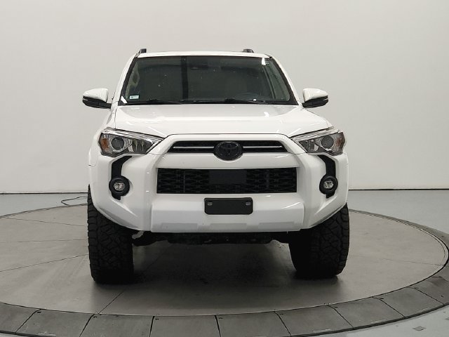 Used 2021 Toyota 4Runner SR5 Premium w/ Moonroof Package AWD/4WD image 3