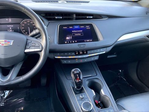 Used 2020 Cadillac XT4 Premium Luxury AWD/4WD image 7