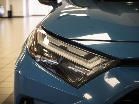 Used 2022 Toyota RAV4 XSE AWD/4WD image 27