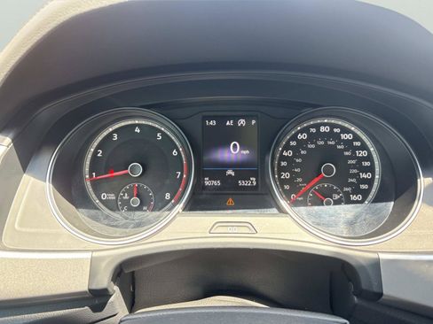 Used 2021 Volkswagen Atlas SE FWD image 34