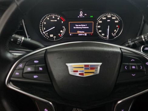 Used 2022 Cadillac XT5 Premium Luxury AWD/4WD image 18