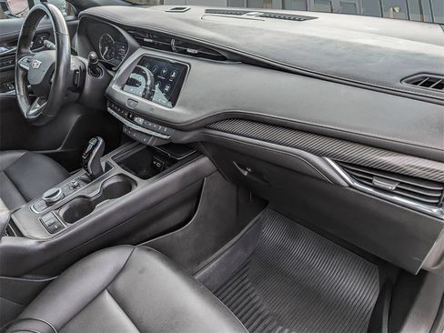 Certified 2021 Cadillac XT4 Sport w/ Cold Weather Package image 28