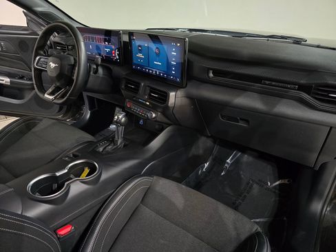 Used 2024 Ford Mustang Coupe image 26