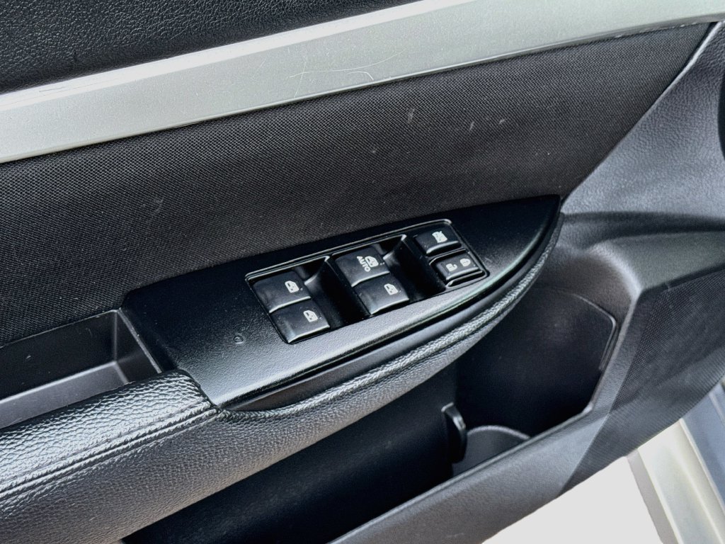 Used 2013 Subaru Legacy 2.5i Premium w/ All-Weather Pkg AWD/4WD image 14