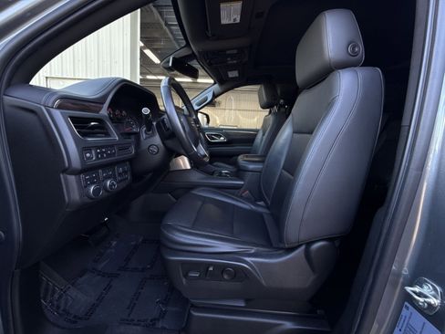 Used 2021 Chevrolet Tahoe Z71 w/ Z71 Signature Package AWD/4WD image 13