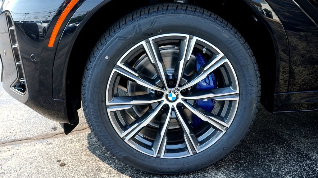 New 2027 BMW X6 xDrive40i AWD/4WD image 3