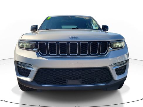 Used 2022 Jeep Grand Cherokee Limited RWD image 2