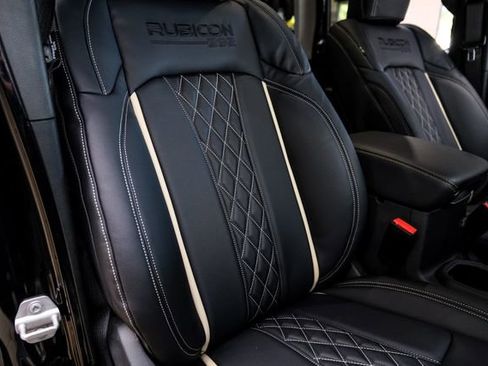 Used 2025 Jeep Wrangler Unlimited Rubicon 392 image 19