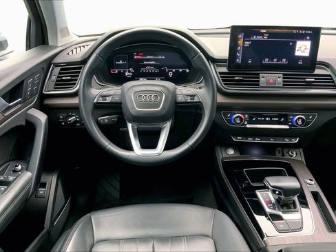 Used 2021 Audi Q5 2.0T Premium Plus w/ Premium Plus Package AWD/4WD image 6