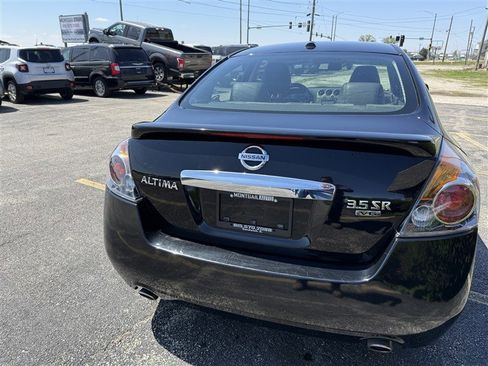 Used 2012 Nissan Altima 3.5 SR w/ Sport Pkg FWD image 4