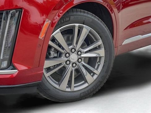 New 2025 Cadillac XT6 Premium Luxury w/ Technology Package image 2