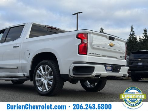 Used 2022 Chevrolet Silverado 1500 High Country w/ High Country Premium Package image 44
