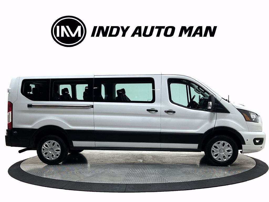 Used 2024 Ford Transit 350 XLT RWD image 3