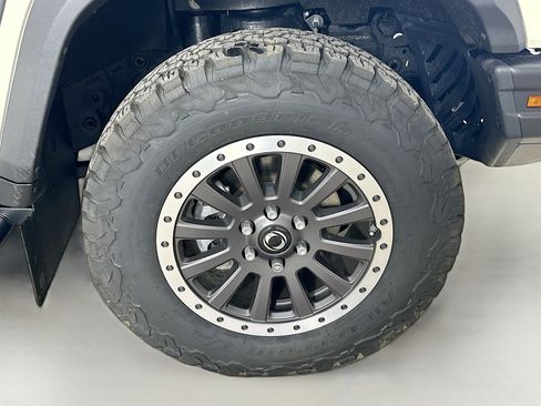 New 2025 INEOS Grenadier Fieldmaster Edition AWD/4WD image 11