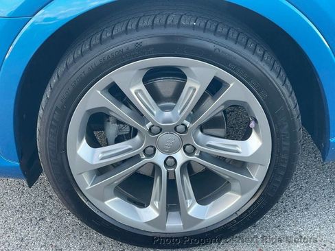 Used 2016 Audi Q3 2.0T Prestige w/ Prestige Package AWD/4WD image 25