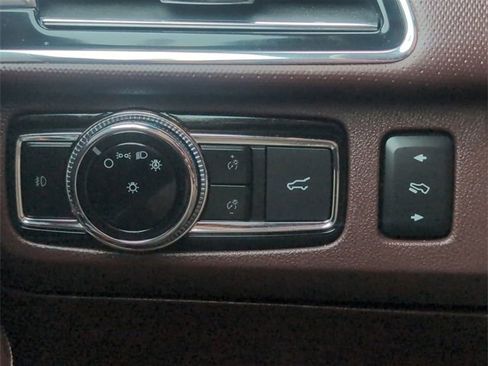 Used 2020 Lincoln Navigator Black Label image 18