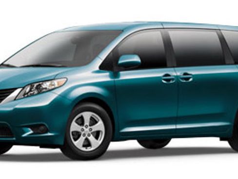 Used 2012 Toyota Sienna LE w/ Towing Pkg FWD image 1