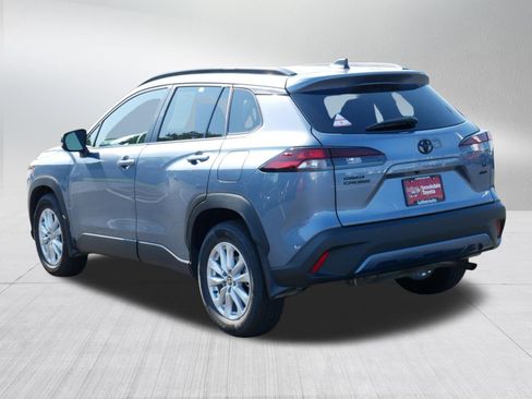 Certified 2026 Toyota Corolla Cross LE AWD/4WD image 5