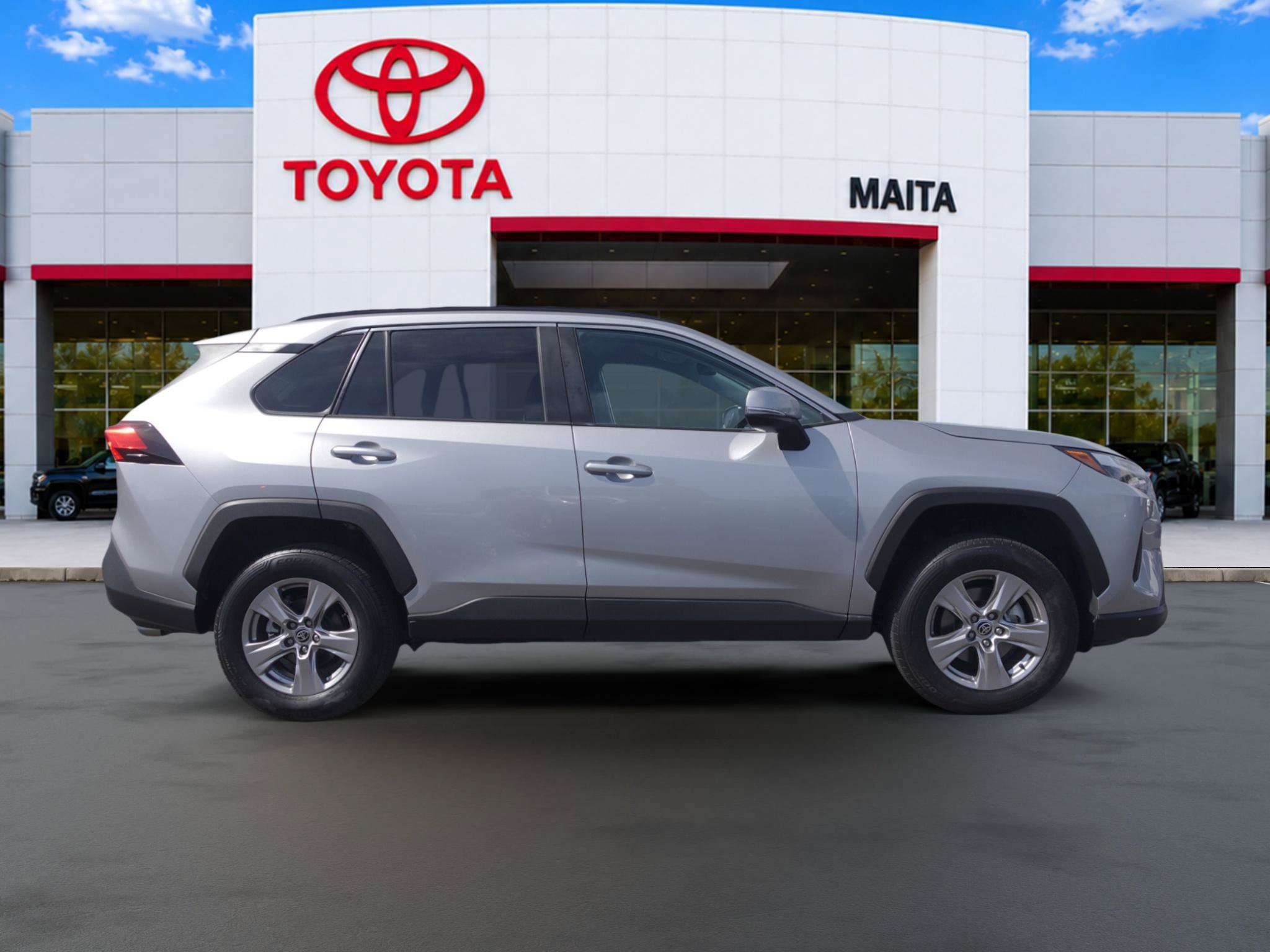 Certified 2022 Toyota RAV4 XLE w/ XLE Grade Weather Package AWD/4WD image 2