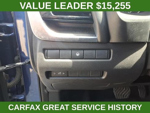 Used 2021 Nissan Rogue SV FWD image 17