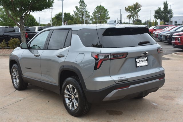New 2027 Chevrolet Equinox LT w/ Safety and Technology Package FWD image 8