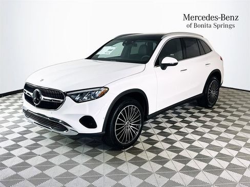 Used 2026 Mercedes-Benz GLC 300 4MATIC image 3