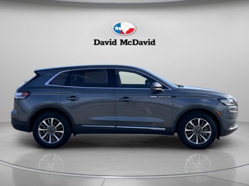 Certified 2023 Lincoln Nautilus FWD w/ Premium Package image 7