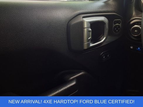 Used 2023 Jeep Wrangler Unlimited AWD/4WD image 19