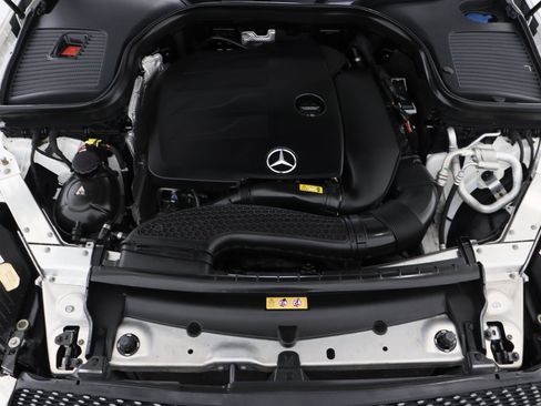 Used 2022 Mercedes-Benz GLC 300 4MATIC Coupe image 42