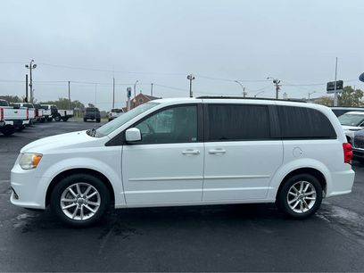 Used 2014 Dodge Grand Caravan SXT w/ UConnect Hands-Free Group