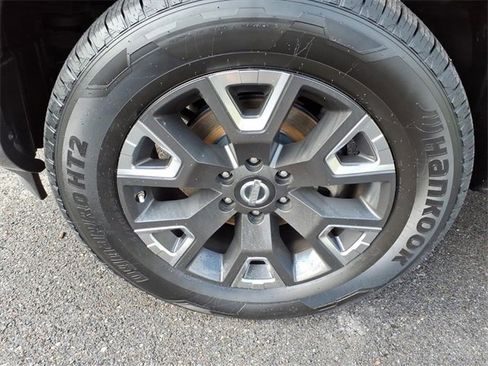 Used 2021 Nissan Titan Platinum Reserve w/ Off Road Protection Package image 10