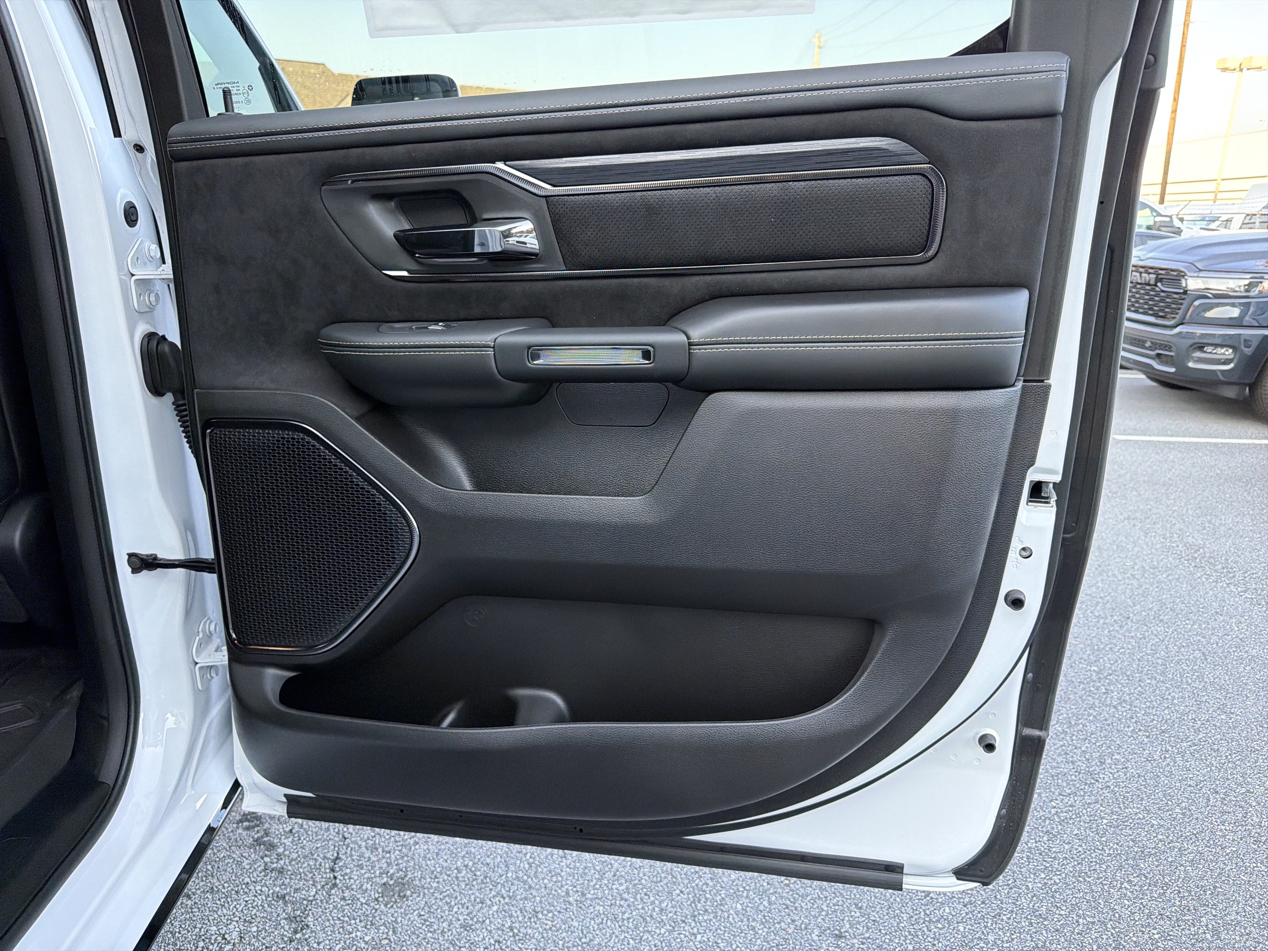 New 2026 RAM 1500 RHO AWD/4WD image 15