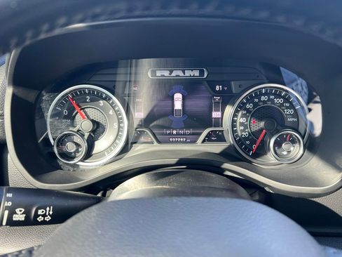 Used 2022 RAM 1500 Laramie image 92