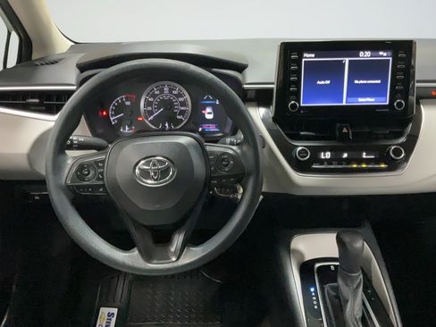 Used 2021 Toyota Corolla LE FWD image 13