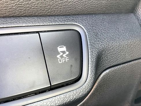 Certified 2024 Kia Forte GT-Line FWD image 33