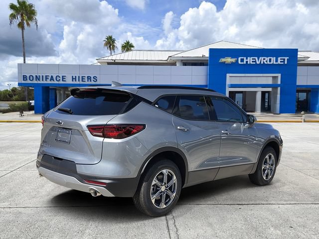 New 2026 Chevrolet Blazer LT w/ Convenience Package AWD/4WD image 4