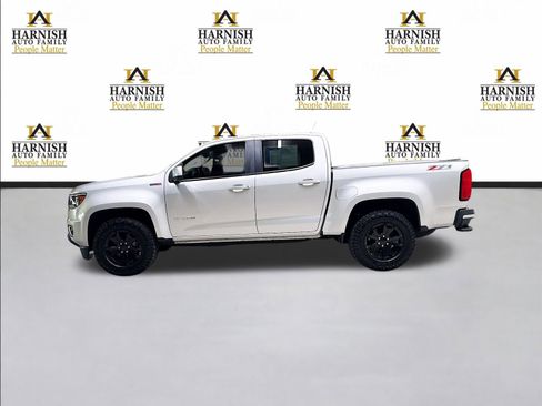 Used 2017 Chevrolet Colorado Z71 AWD/4WD image 10
