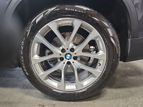 Used 2021 BMW X5 xDrive40i w/ Premium Package AWD/4WD image 36