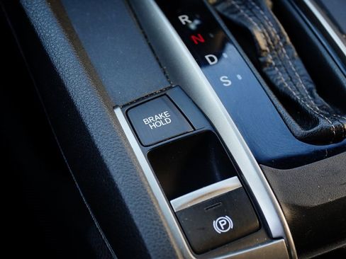 Used 2021 Honda Civic Sport image 16