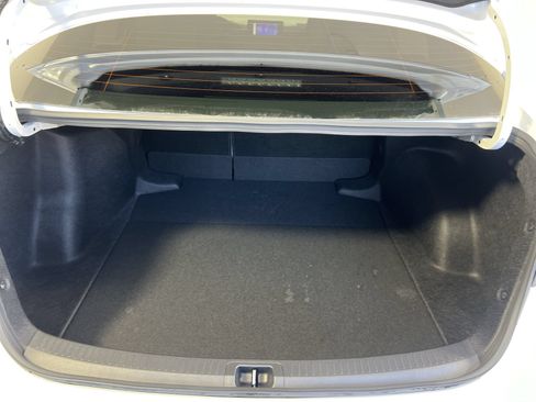 Used 2024 Toyota Corolla SE FWD image 32