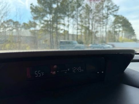 Used 2021 Subaru Ascent Premium w/ Convenience Package AWD/4WD image 20