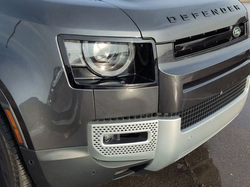 Used 2024 Land Rover Defender 130 S image 10