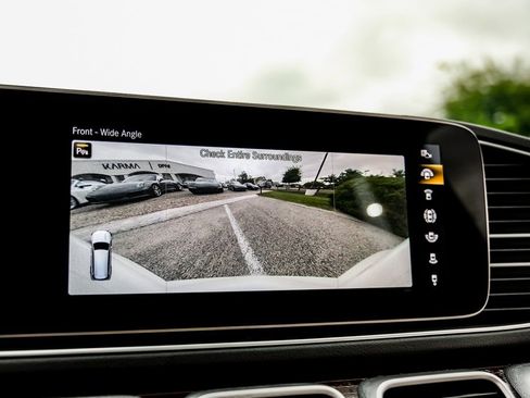 Used 2023 Mercedes-Benz GLS 580 4MATIC image 22