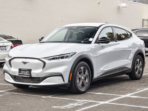 Used 2023 Ford Mustang Mach-E Select image 3