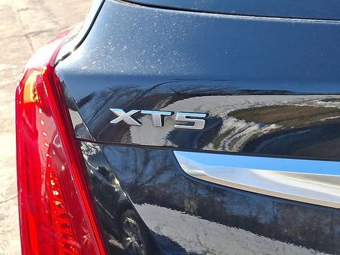 Used 2019 Cadillac XT5 Premium Luxury image 31