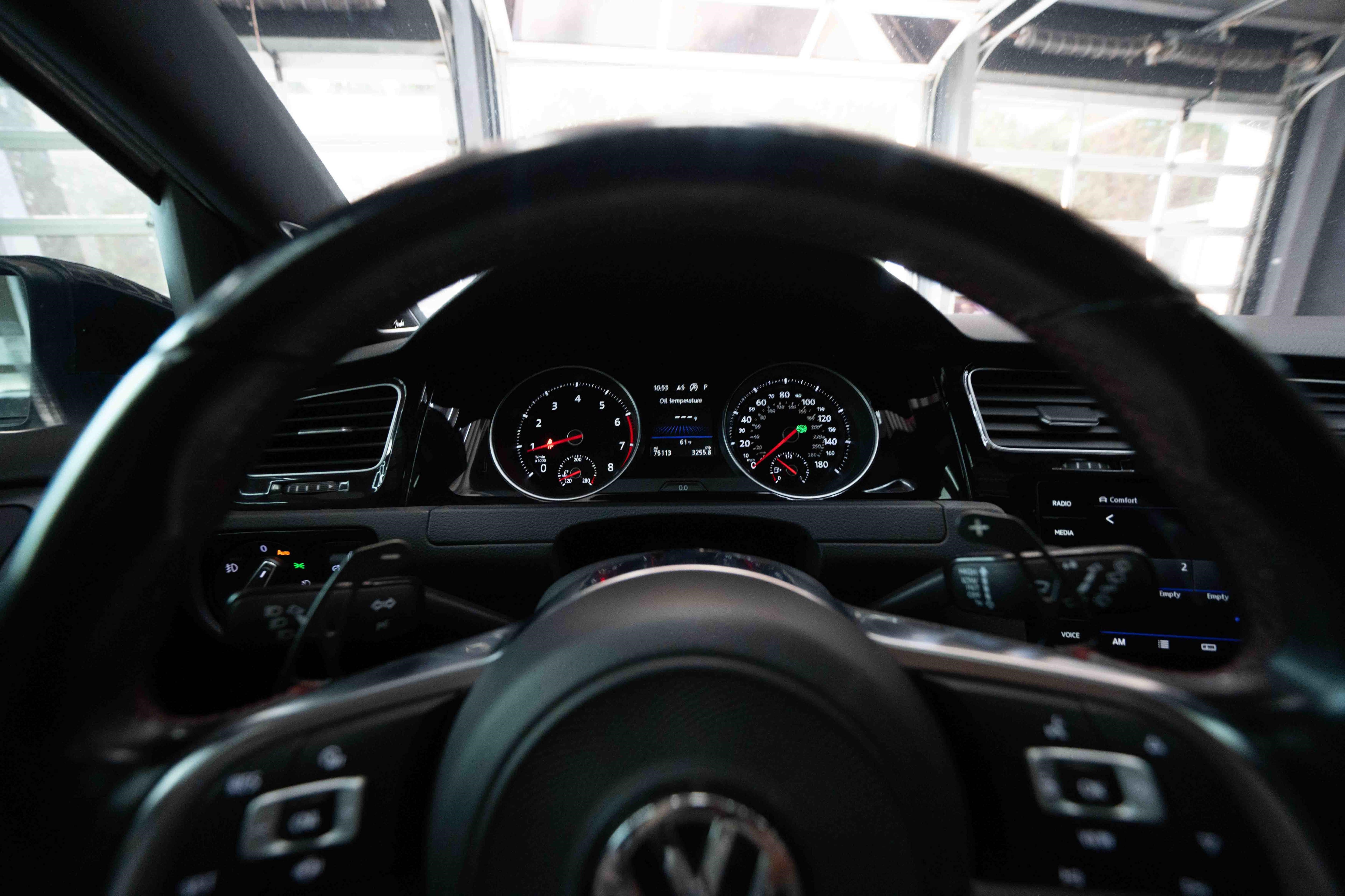 Used 2019 Volkswagen Golf 4-Door FWD image 15