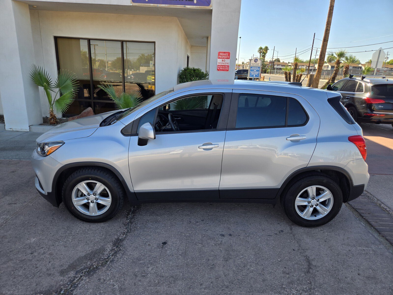 Used 2020 Chevrolet Trax LS FWD image 2