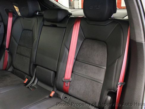 Used 2023 Porsche Cayenne GTS w/ Premium Package AWD/4WD image 33