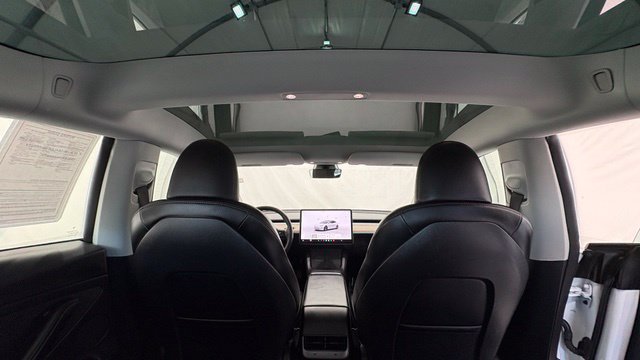 Used 2023 Tesla Model 3 Standard Range RWD image 28