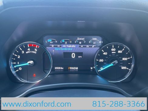 Used 2022 Ford F250 Lariat w/ Black Appearance Package image 17